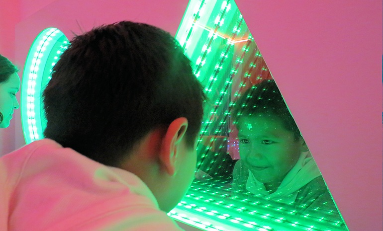 service details image